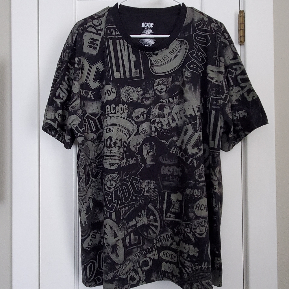 AC/DC All-Over Print 2XL Short Sleeve Tour T-Shirt Rock N Roll Band